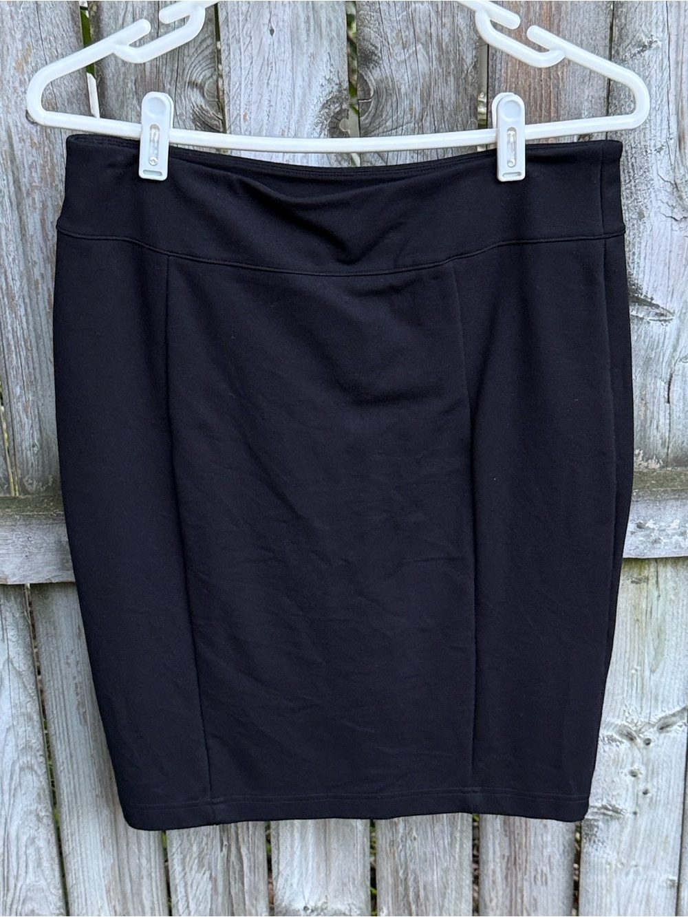 Betabrand Work-It Skirt pencil straight above knee Black career office W0246 M